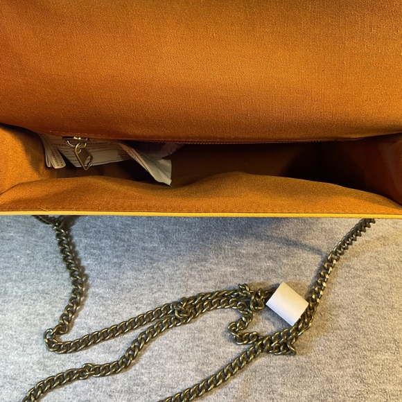 LOUNGEFLY DISNEY ENCHANTED BOOK CROSSBODY BAG! - Picture 10 of 13